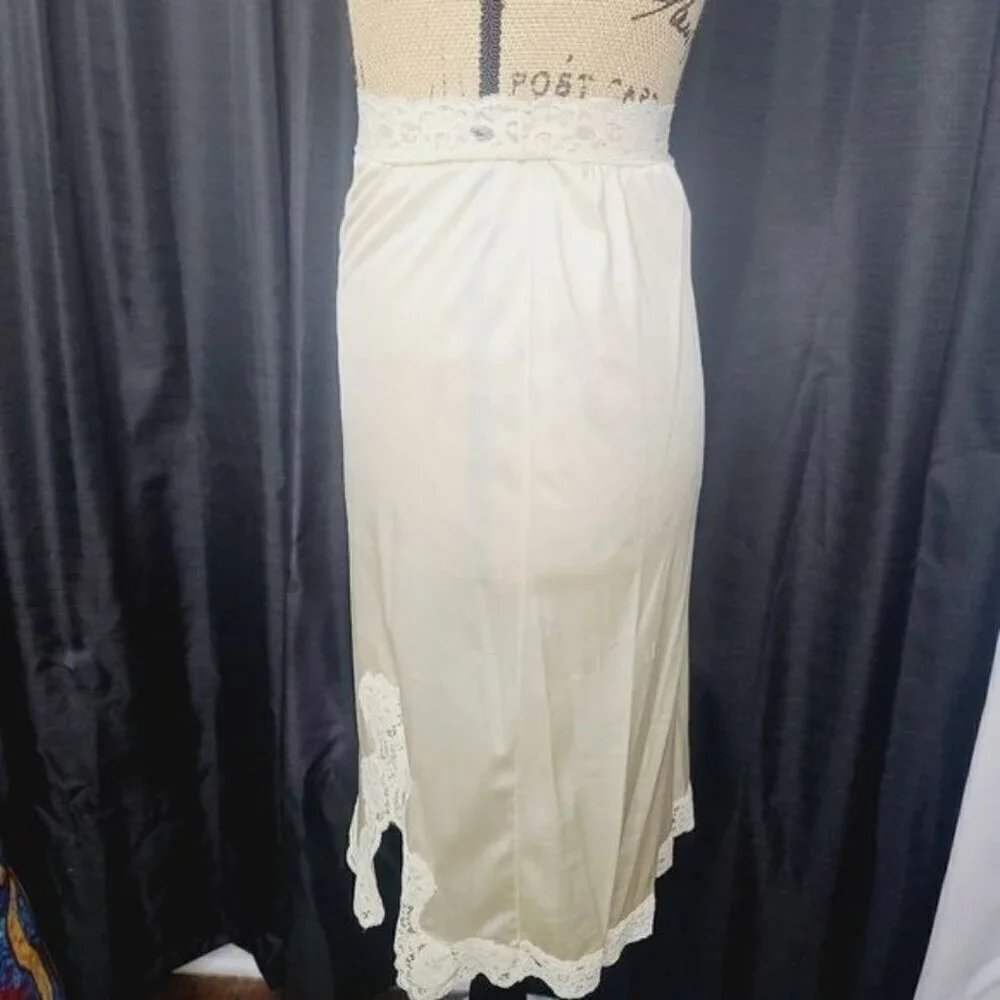 Vintage Ivory Lace Applique Half Skirt Slip - Picture 5 of 16